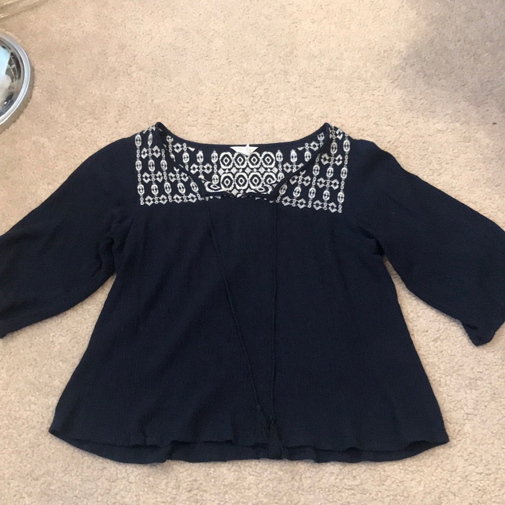 Aeropostale navy blouse